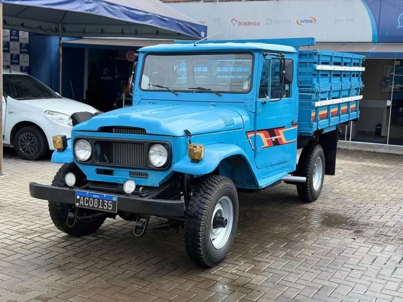 Toyota Band.Picape Chassi Curto Diesel 1980