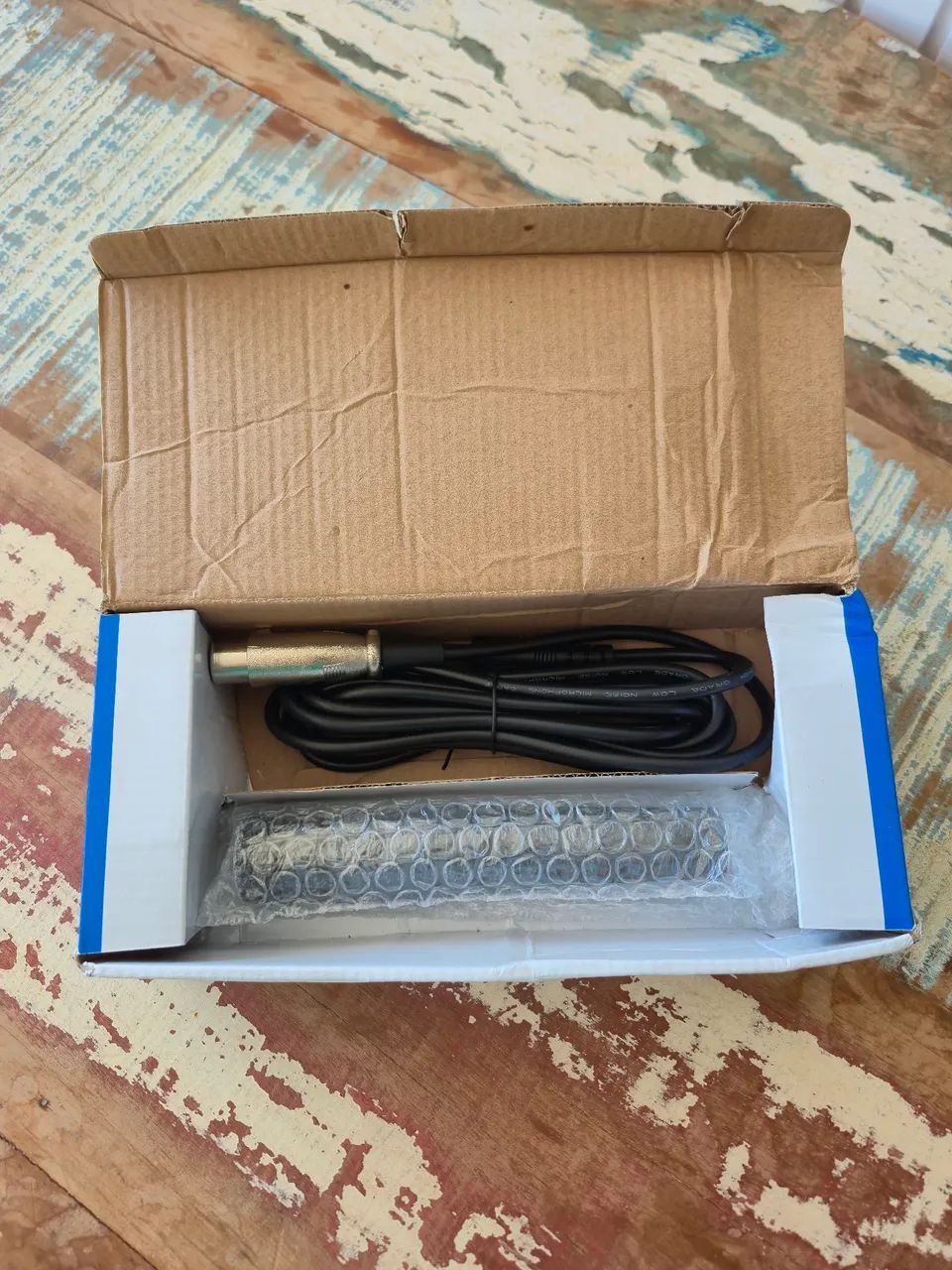 SM57 Clone - Microfone Profissional Legendary Stagr - Foto 3