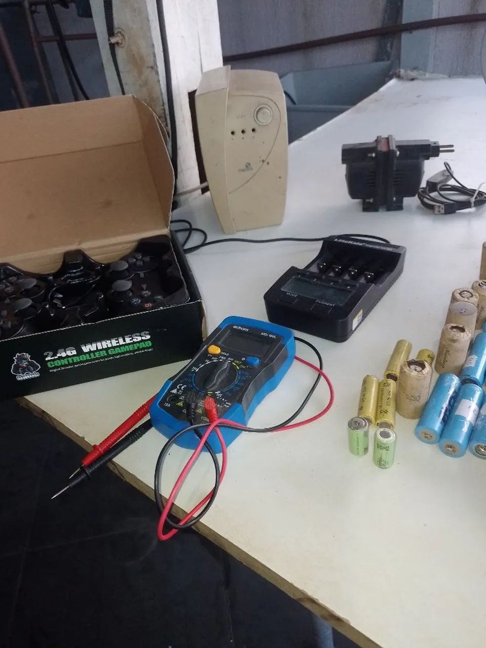 Kit Lote de material eletronico pilhas baterias celulas - Foto 4