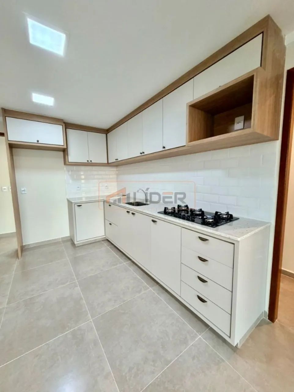 Apartamento com 03 Quartos sendo 01 Suíte (APTO 301) - Foto 3