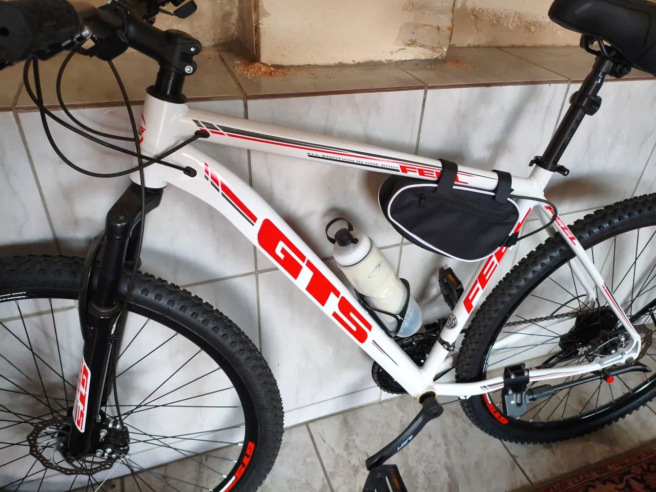 Bicicleta GTS aro 29 24 marchas  - Foto 3