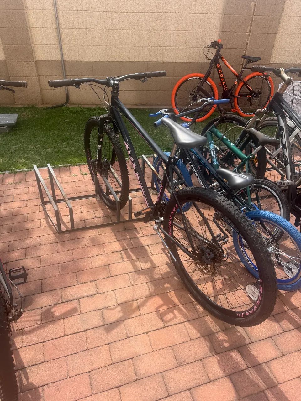 Bicicleta Aro 29 pouco usada - Ótimo preço  - Foto 2