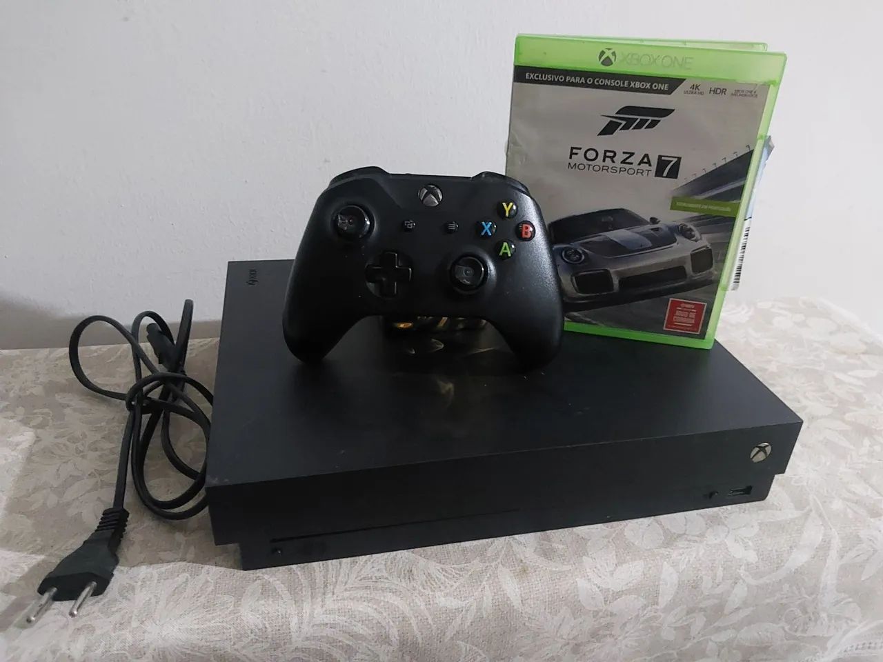 Xbox one x 1 tb 2 controles perfeito funcionamneto - Foto 5