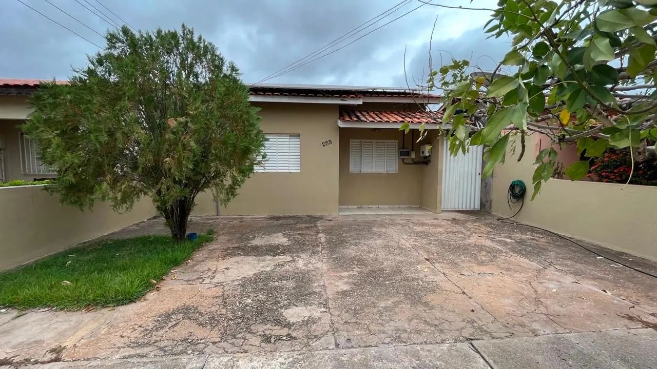 VENDO CASA EM CONDOMÍNIO 