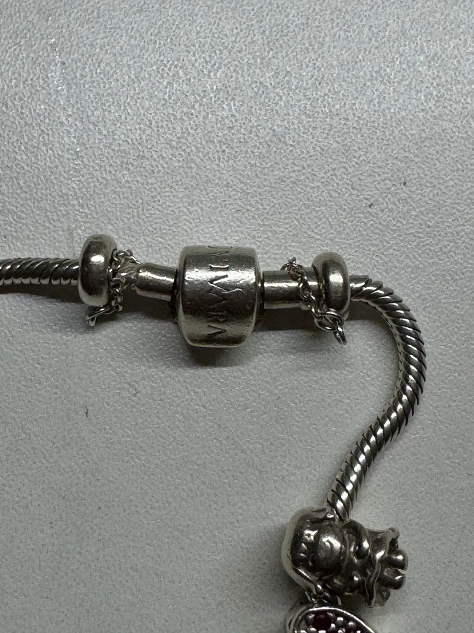 Pulseira life viva /com 7 pingentes originais vivara  - Foto 3
