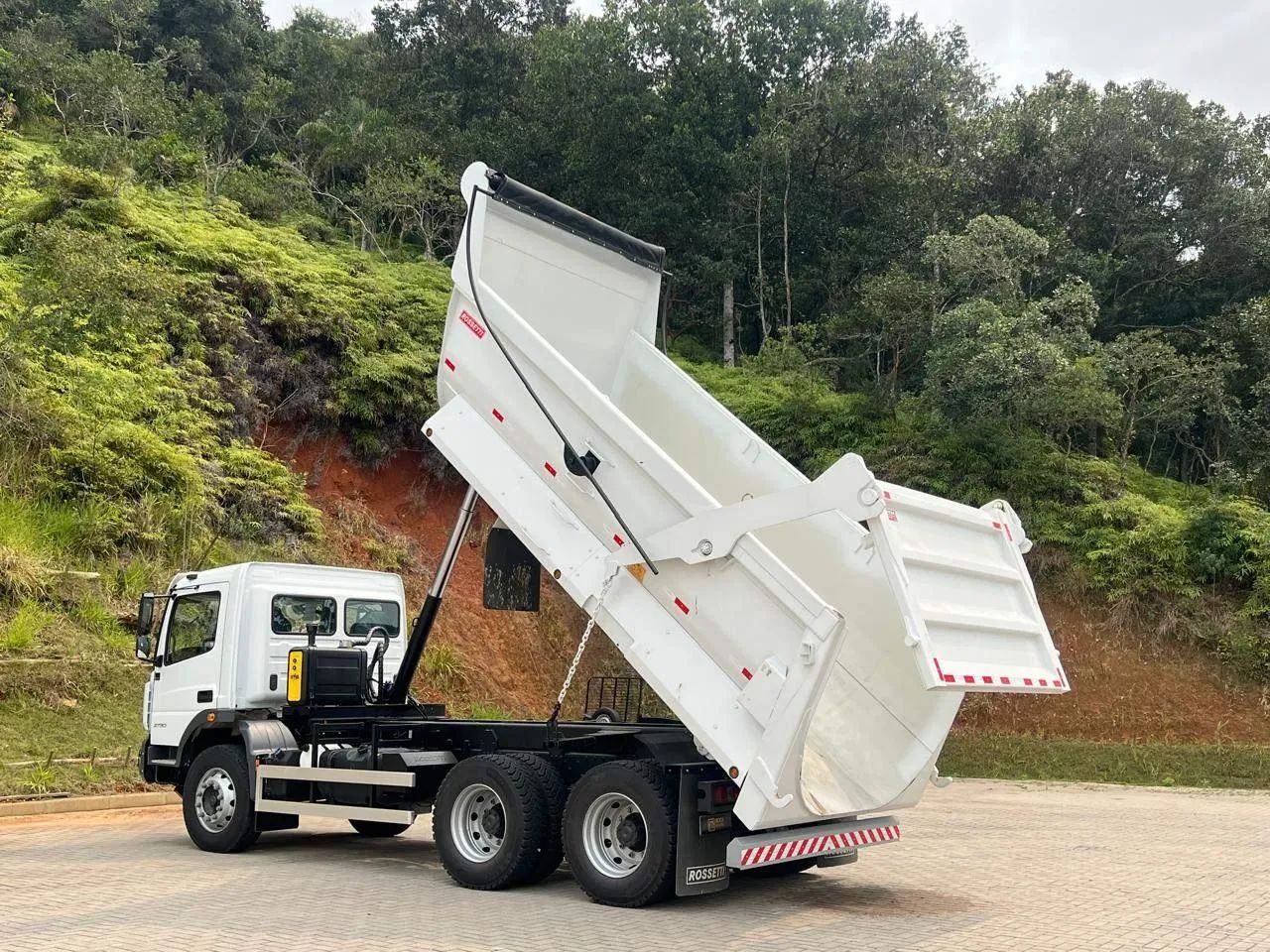 ATEGO 2730 6X4 CABINE ESTENDIDA BRANCA 2024/2025 - Foto 11