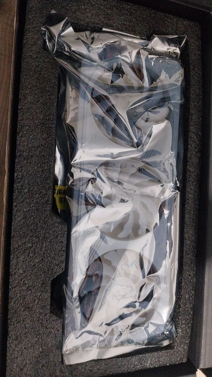 GeForce RTX 4060 AERO - Foto 2