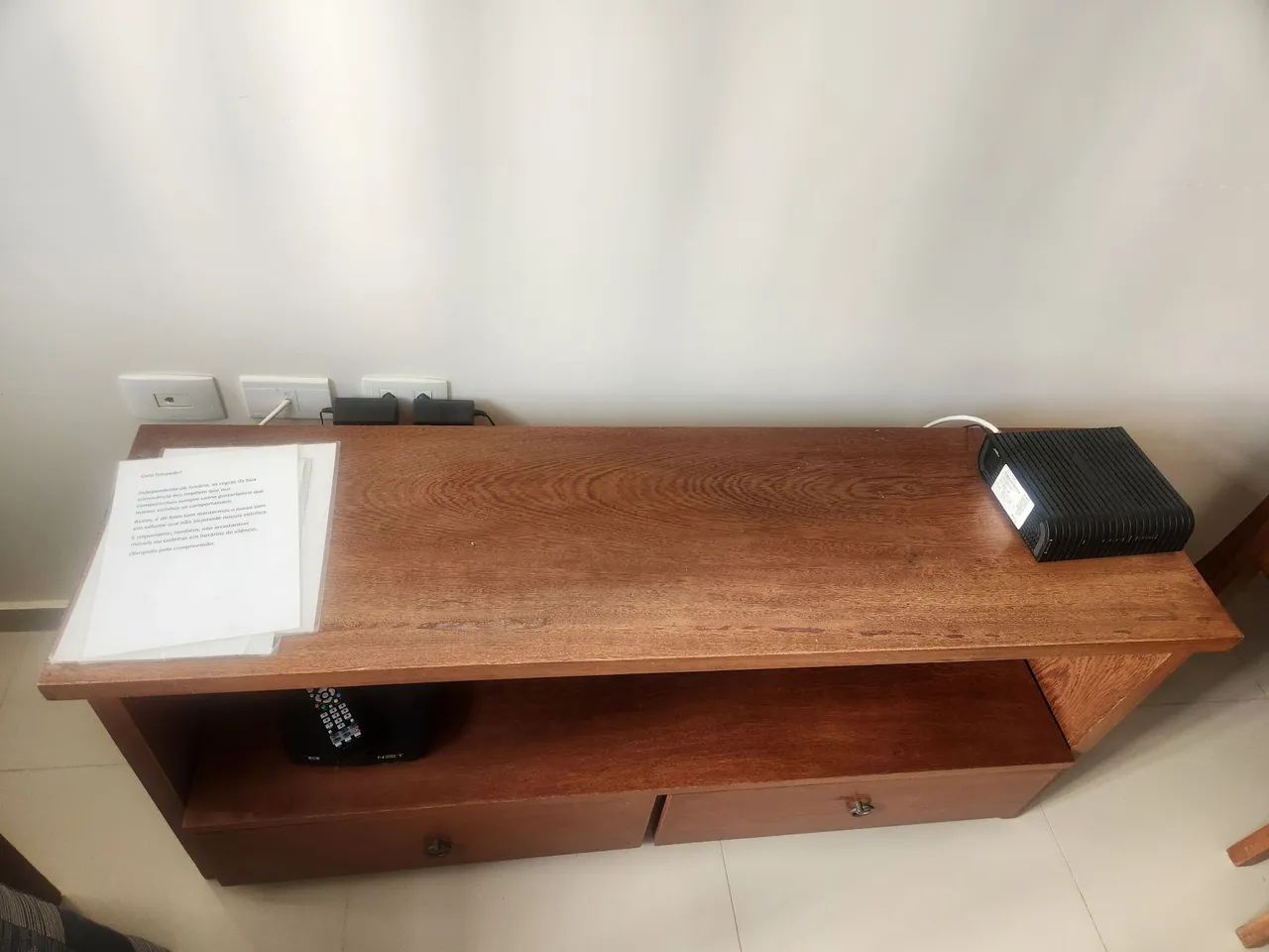 Rack para TV de 140 x 40 de madeira maciça  - Foto 3