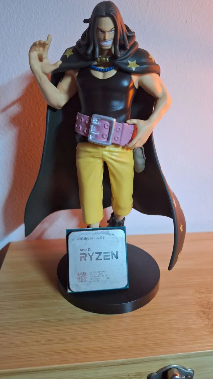 Processador Ryzen 3 3200G usado + Coolerbox