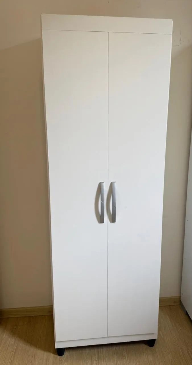 Armário 2 portas
