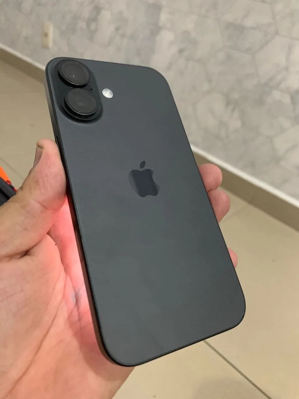 iPhone 16 128gb venda ou troca  - Foto 2