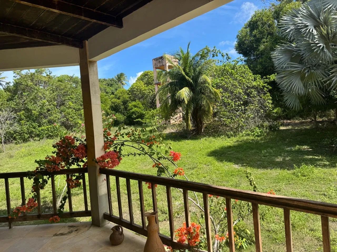 UM REFÚGIO EM MEIO À NATUREZA VIVA COM PAZ E LIBERDADE - Foto 2