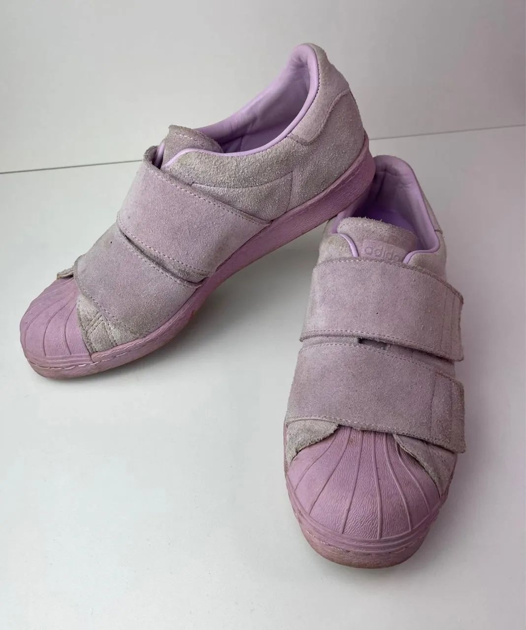 Tênis adidas 