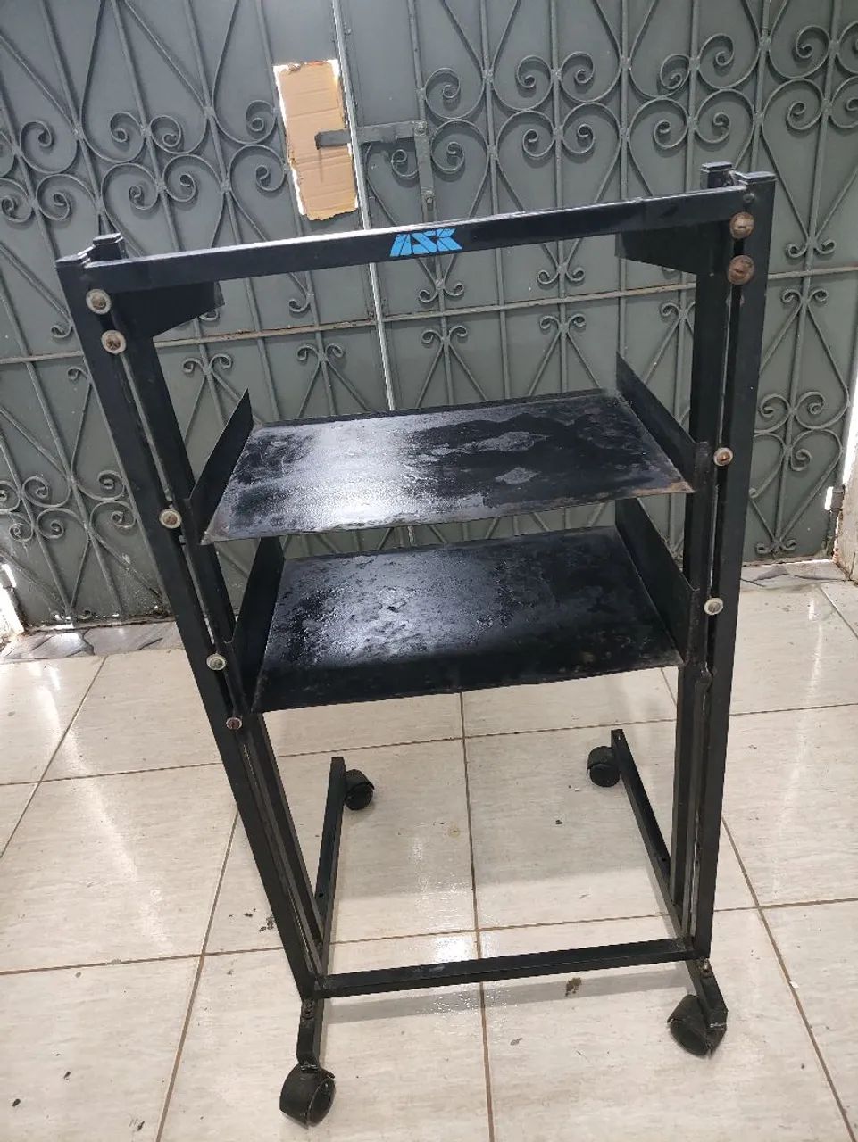 Rack periférico para mesa de som 