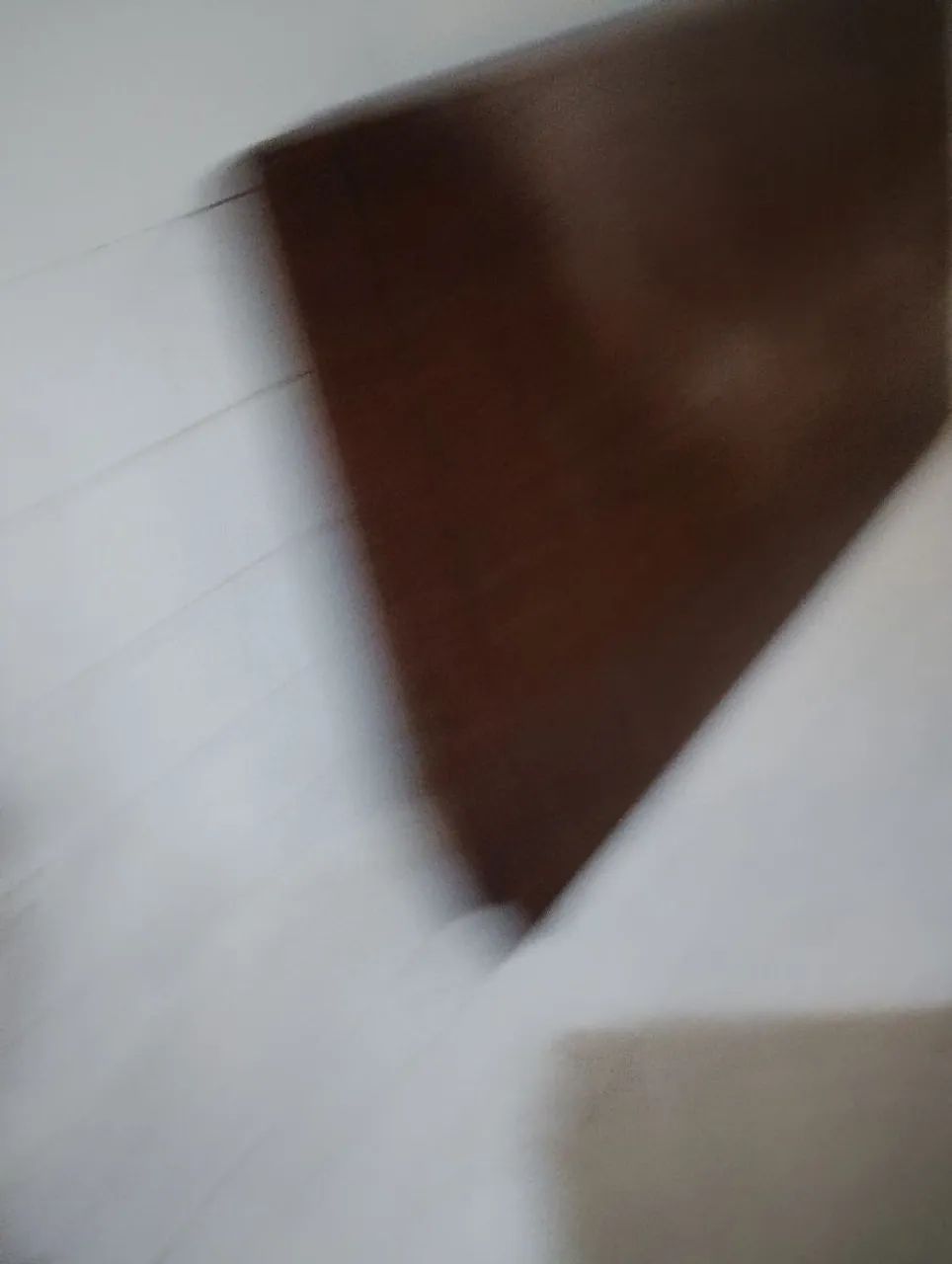 8 cadeiras com mesa 3.500 reais  - Foto 2
