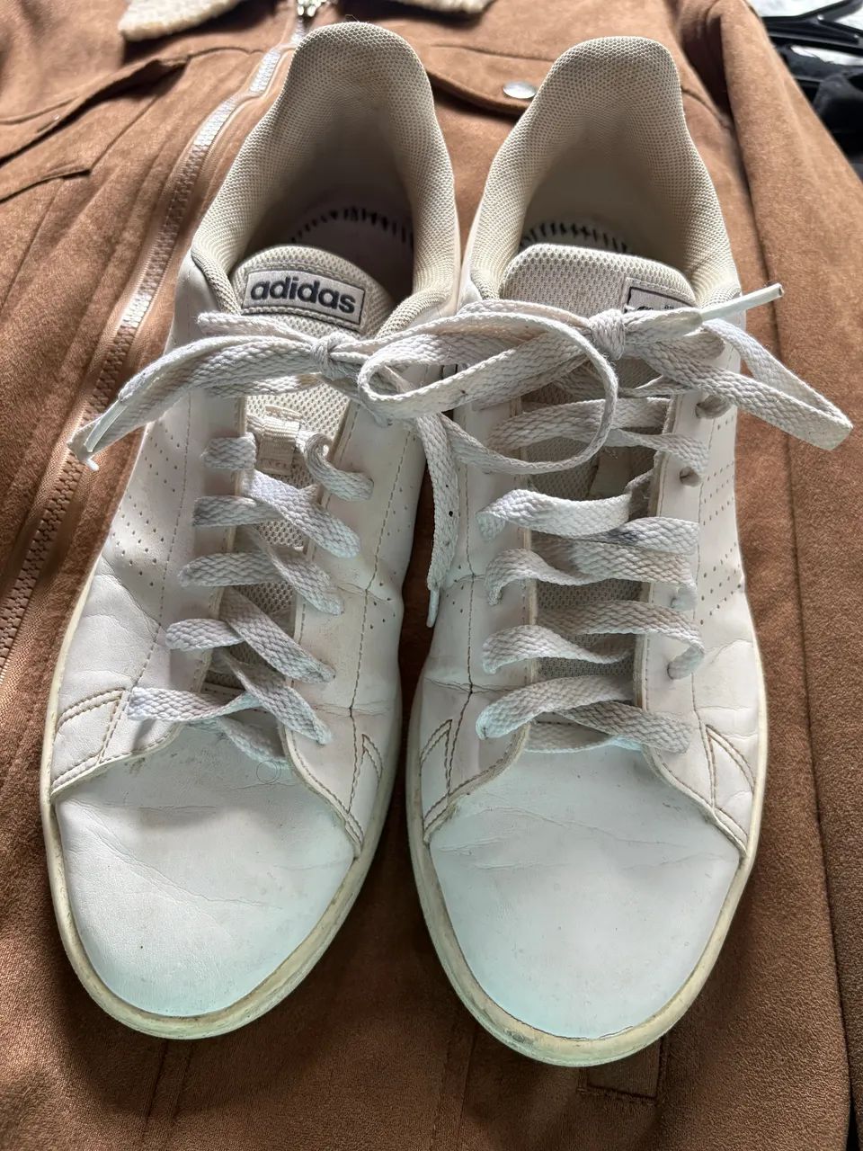 Sapato Branco (Adidas) - TAM 40 - Foto 2