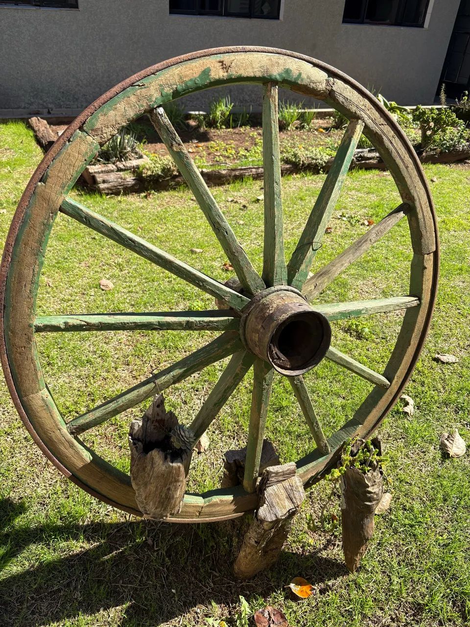 Roda de carroça  - Foto 3