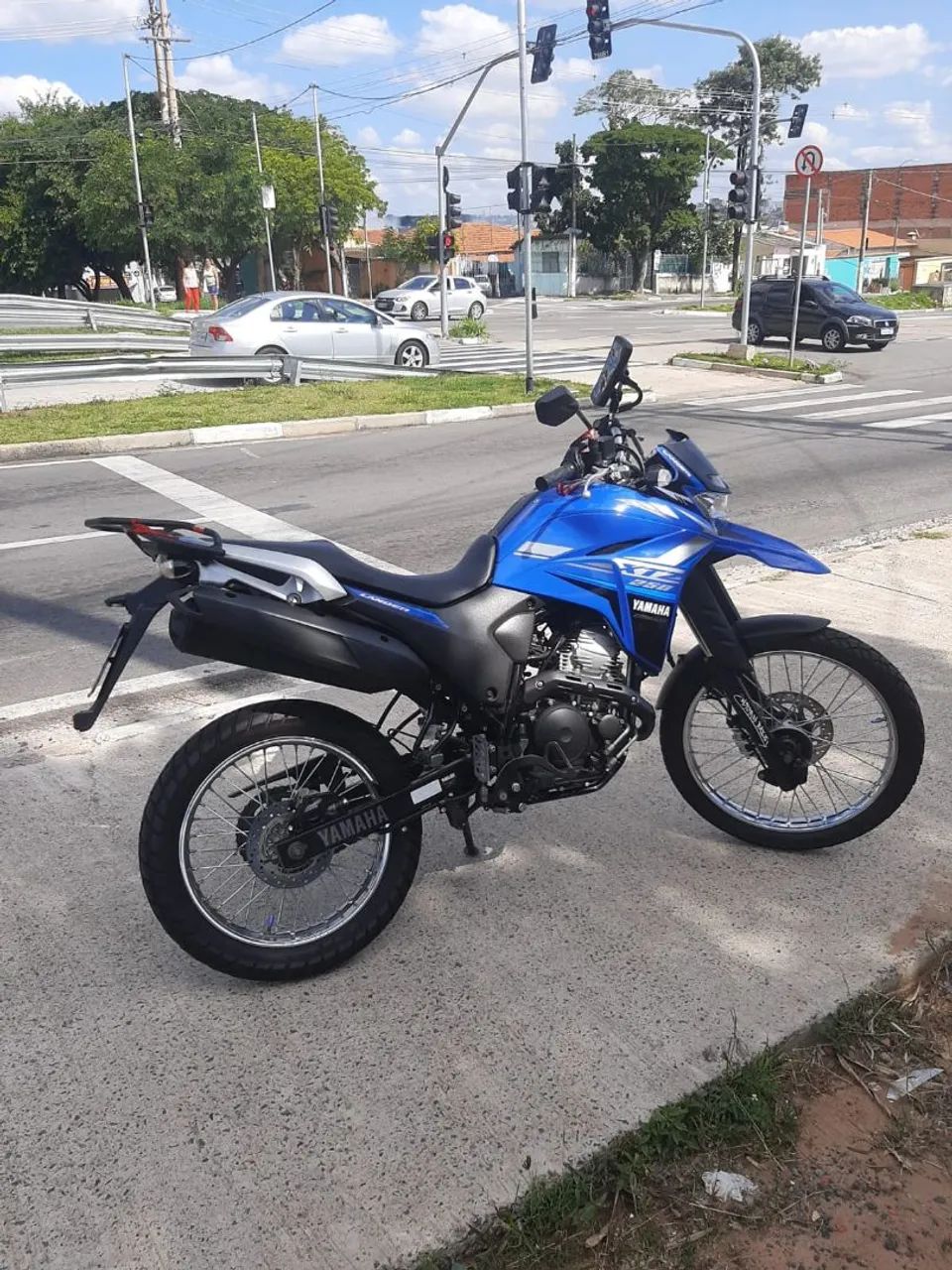 Vendo Lander 2021 Novíssima. - Foto 2