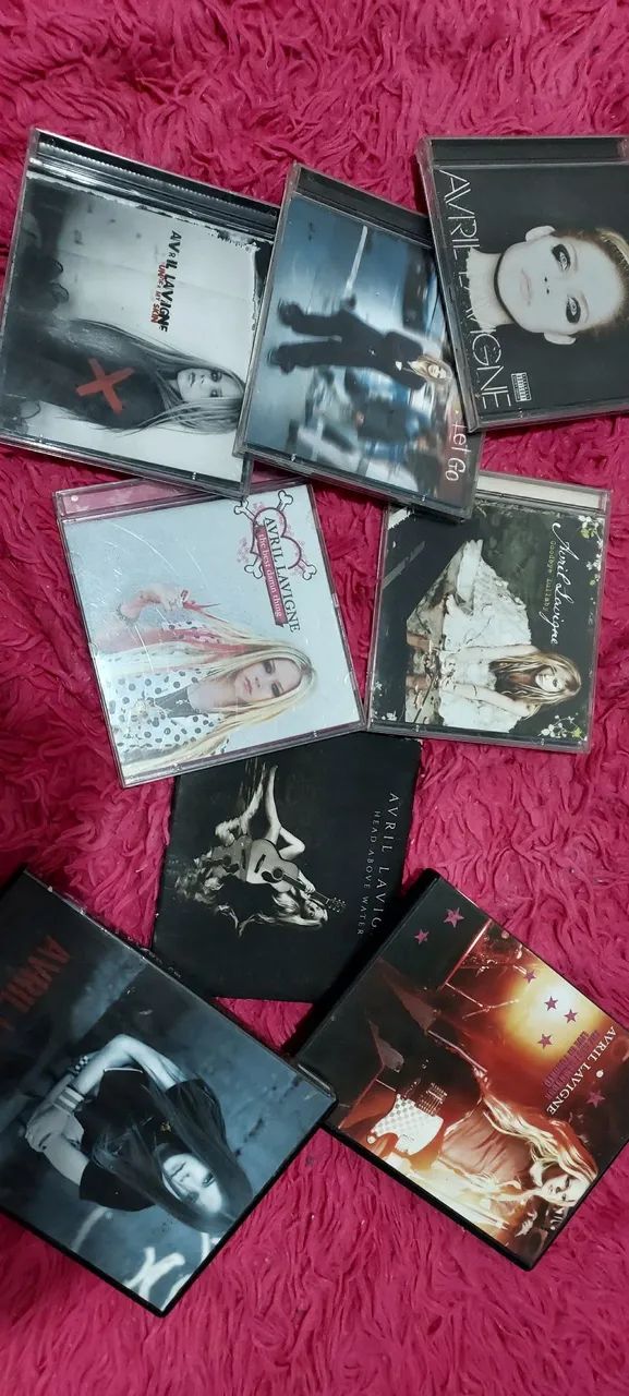 Coleção Completa Avril Lavigne - CDs + DVDs - Item de Colecionador