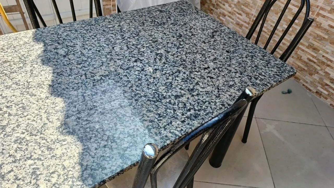 Mesa de granito  1,50x70