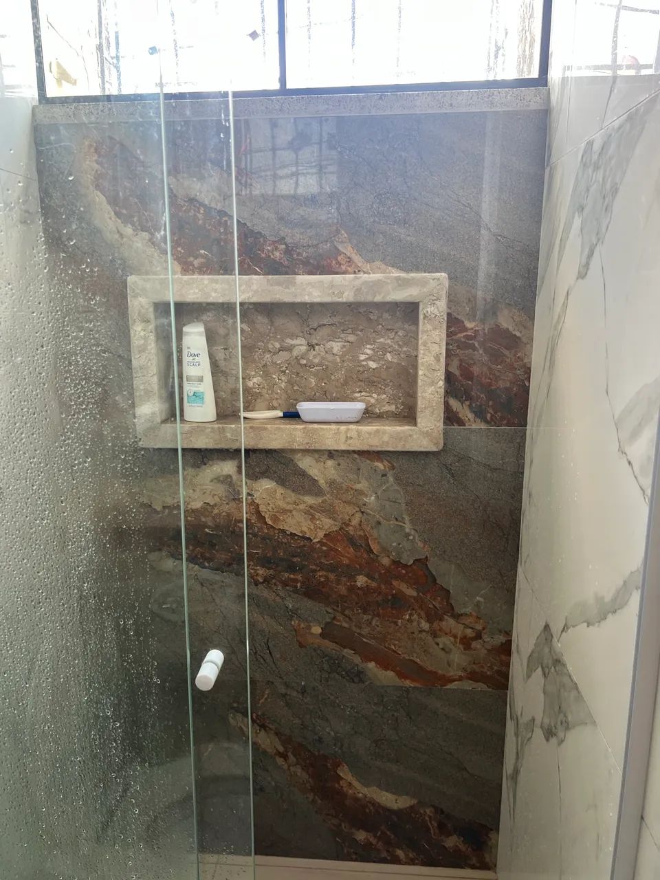 Apartamento no conjunto Costa e silva 1 andar lance do térreo 