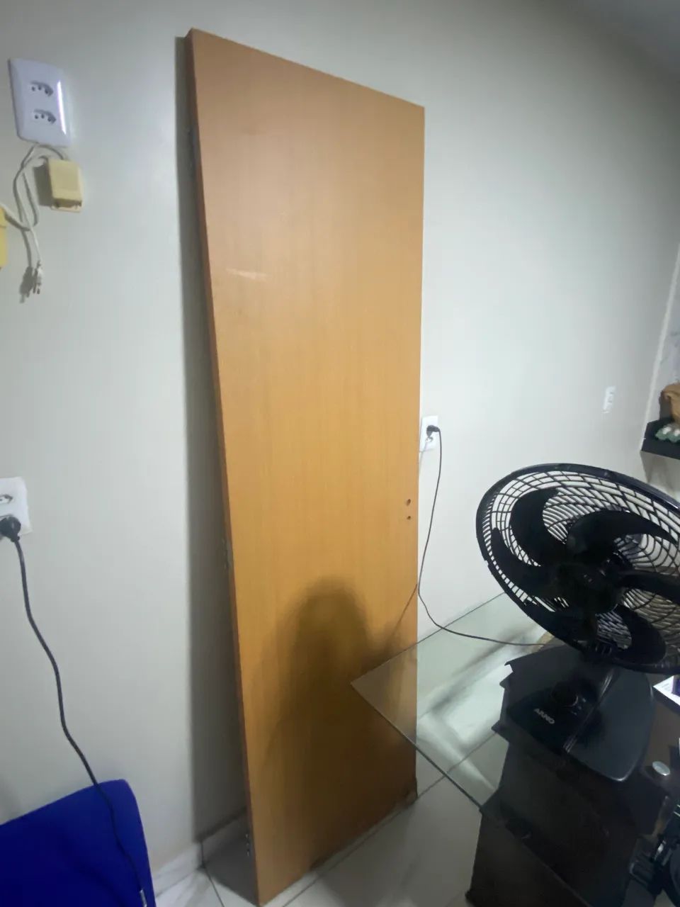 Vendo porta tamanho 70cm 1