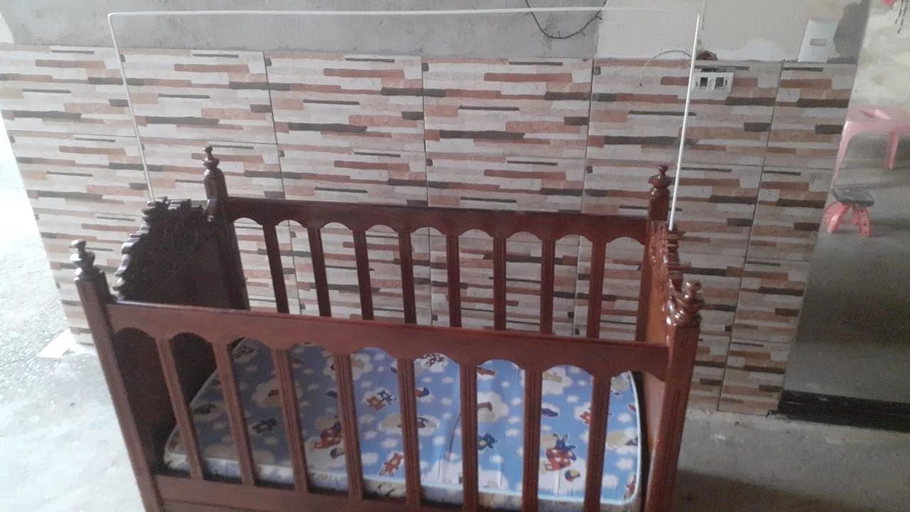 BERÇO DE MADEIRA  - Foto 3