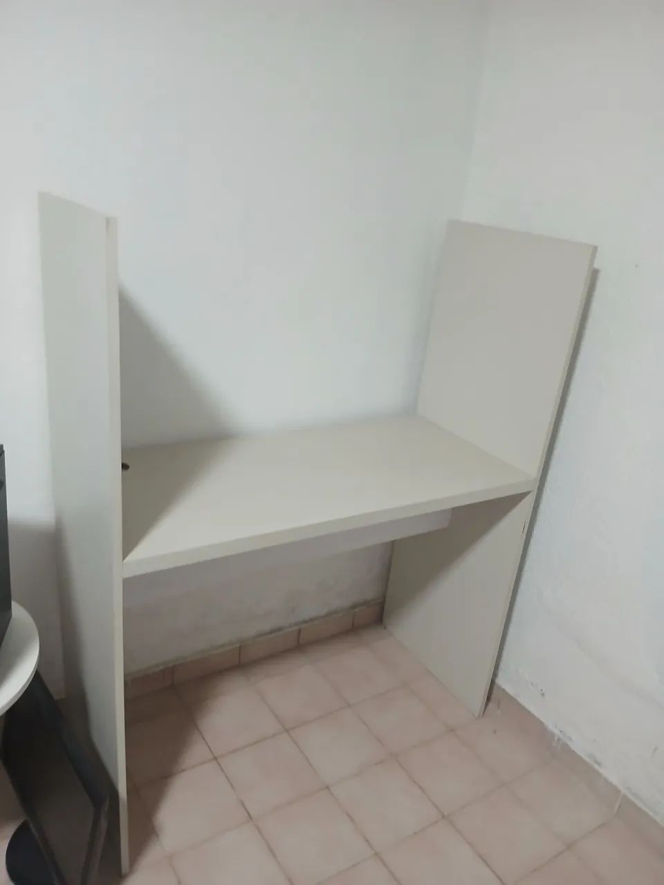 Vendo mesas para escritório  em ótimo estado  - Foto 2