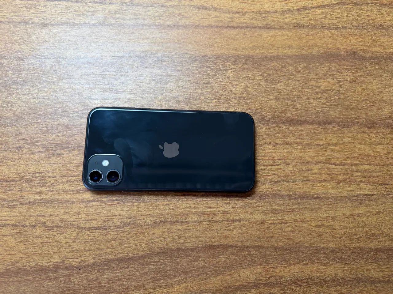 IPhone 11 de 128gb preto - Foto 2