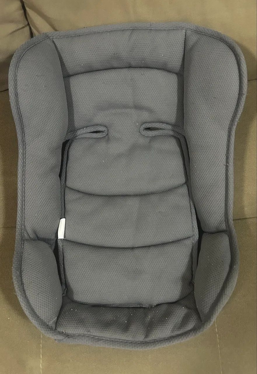 Cadeirinha Chicco 0 a 18kg - Completa com Redutor - Foto 4