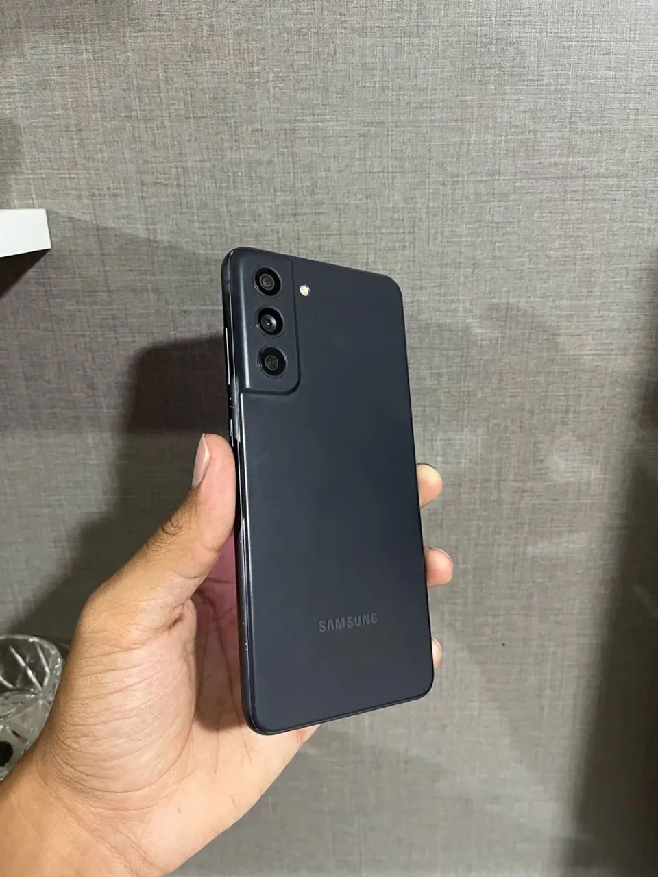 SAMSUNG S21 FE 128GB - Foto 2