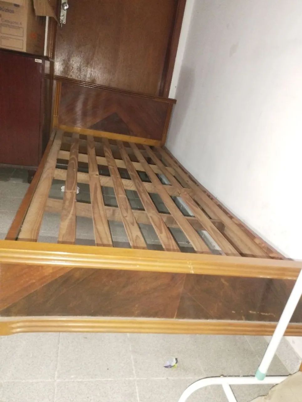 Cama de solteiro Usada