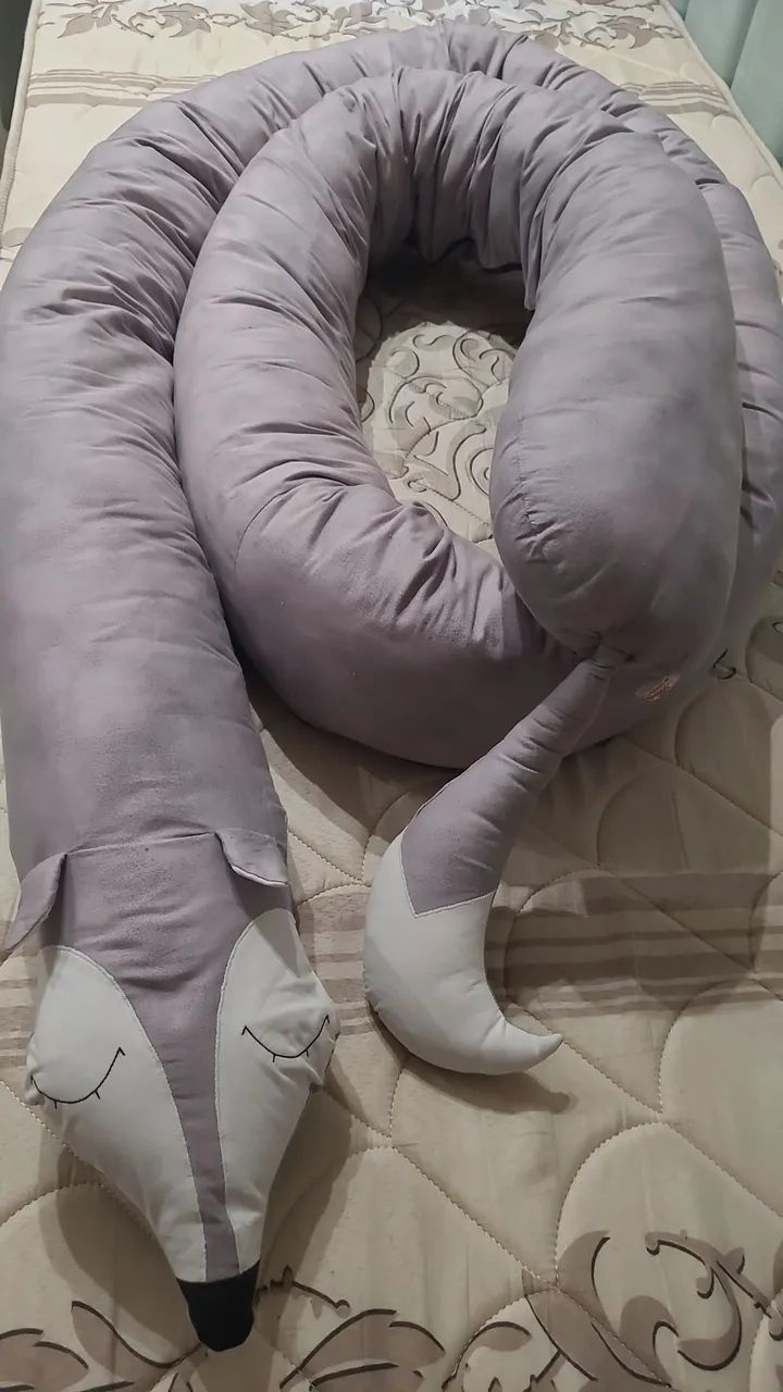 Minhocão almofada de proteção para berço ou cama - Foto 3