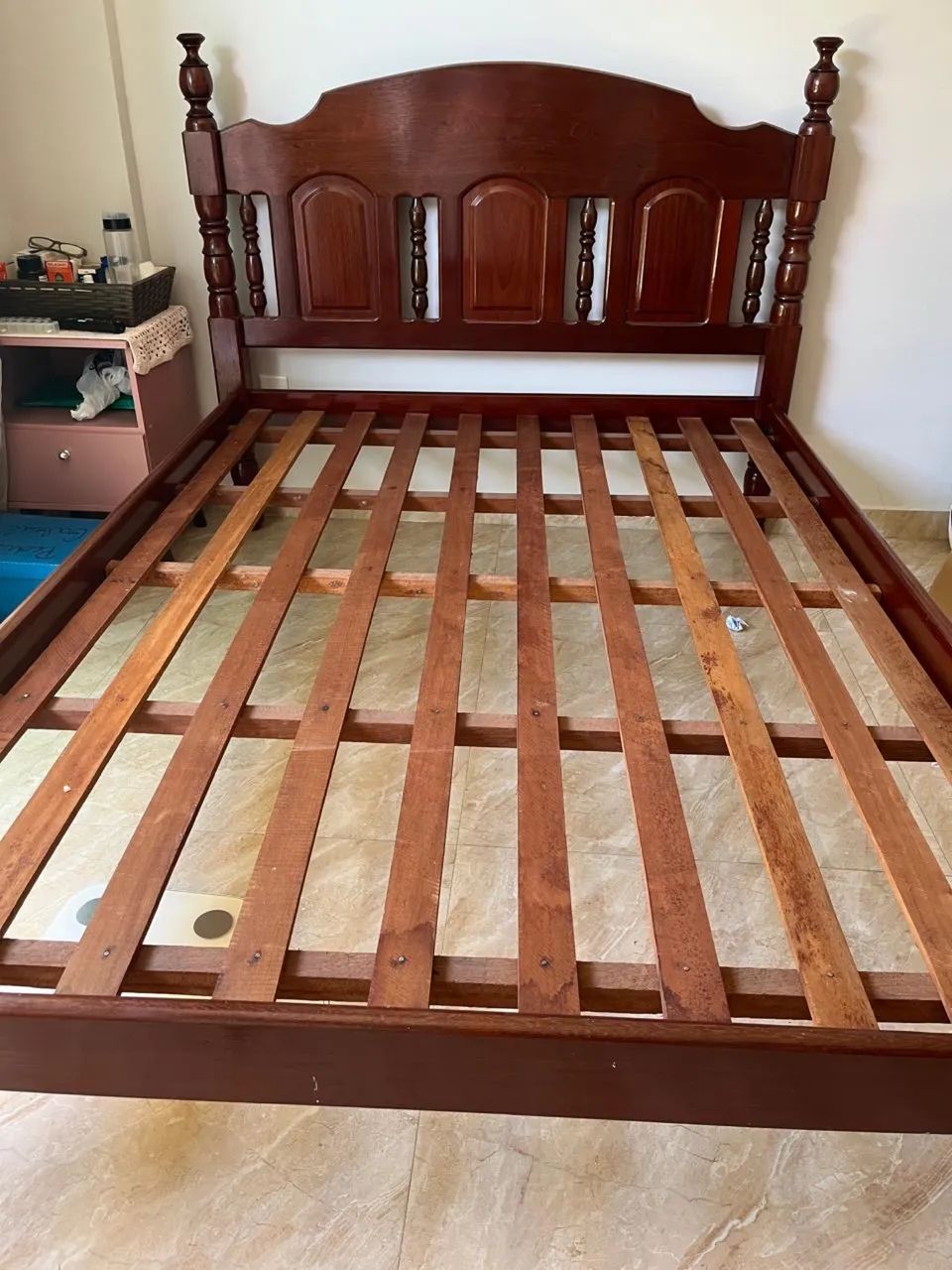 Cama de casal , madeira maciça!  - Foto 2
