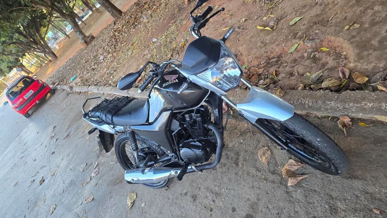 Fan 125 ano 2018 - Foto 4