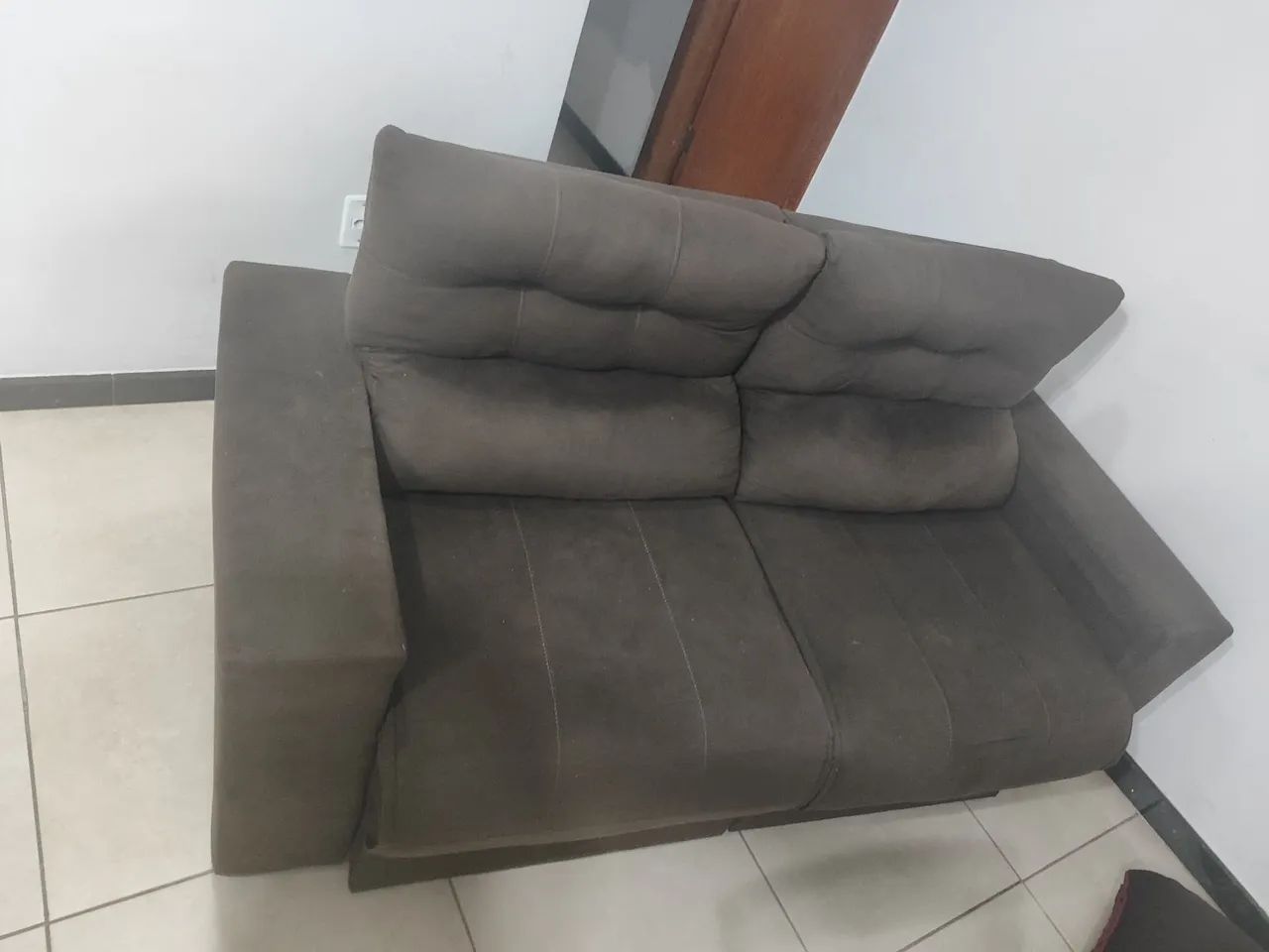 Sofá retrátil 3 lugares  - Foto 3