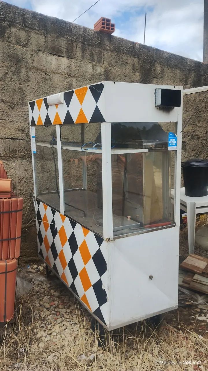 Carrinho de espetinho 