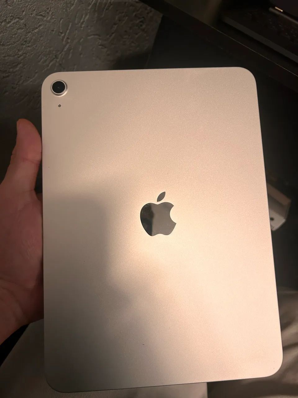 iPad 11 - 128gb na Garantia + teclado e película  - Foto 3