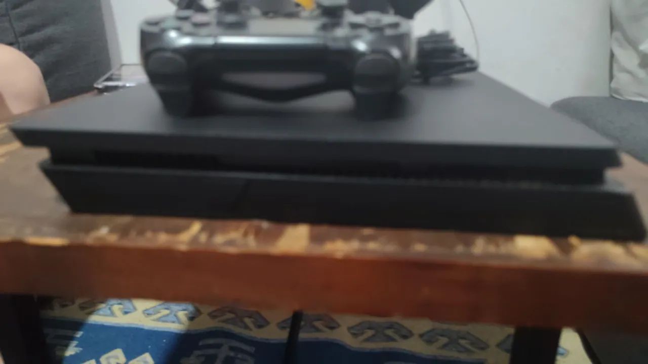 PS4 SLIM 1TB CAIXA E NOTA  - Foto 4