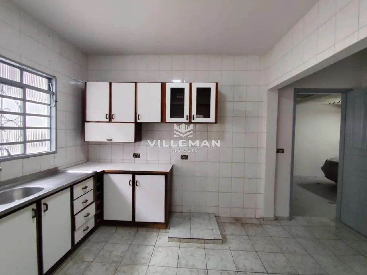 Casa para alugar em Maringá, Jardim Vitória, com 3 quartos, com 130 m² - Foto 4