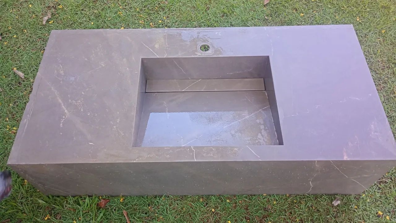 Lavatório de porcelanato 