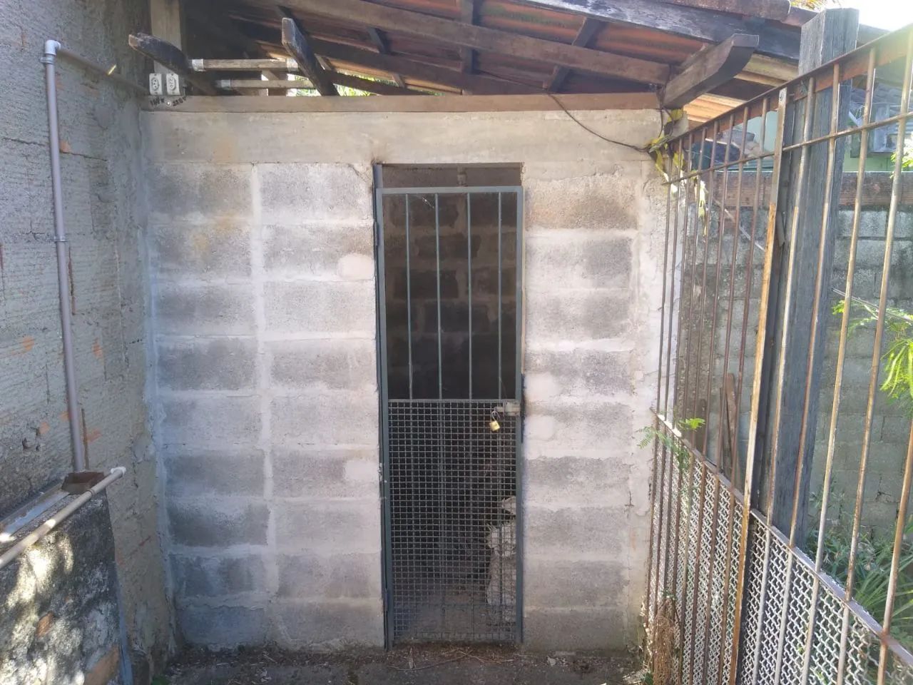 cASA 2 QUARTOS - LOTE 1040m² - Foto 4