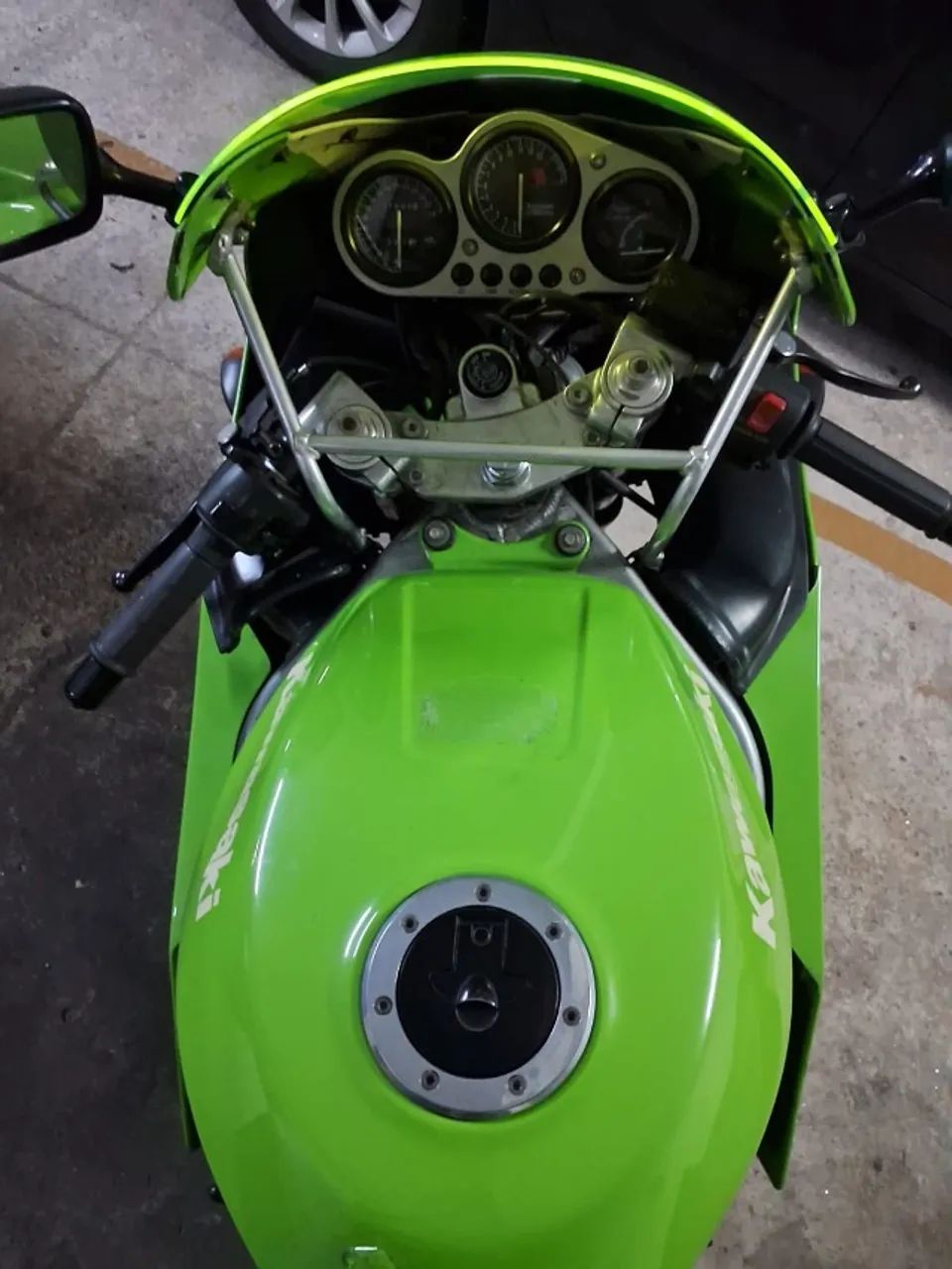 Kawasaki Zx-6r 600cc 1997 - 1480935704 | OLX
