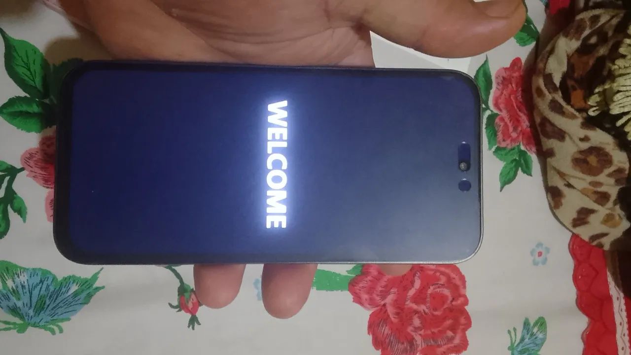 Vendo  iPhone 17 pro com sistema Android  - Foto 4