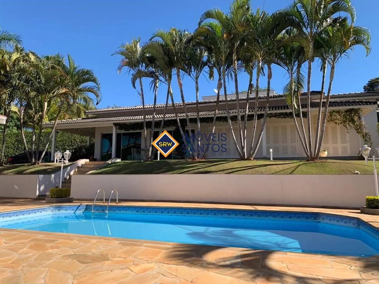 CHÁCARA COM 1850 m² DE TERRENO E 445 m² CONSTRUÍDOS  AMPARO/SP - Foto 2