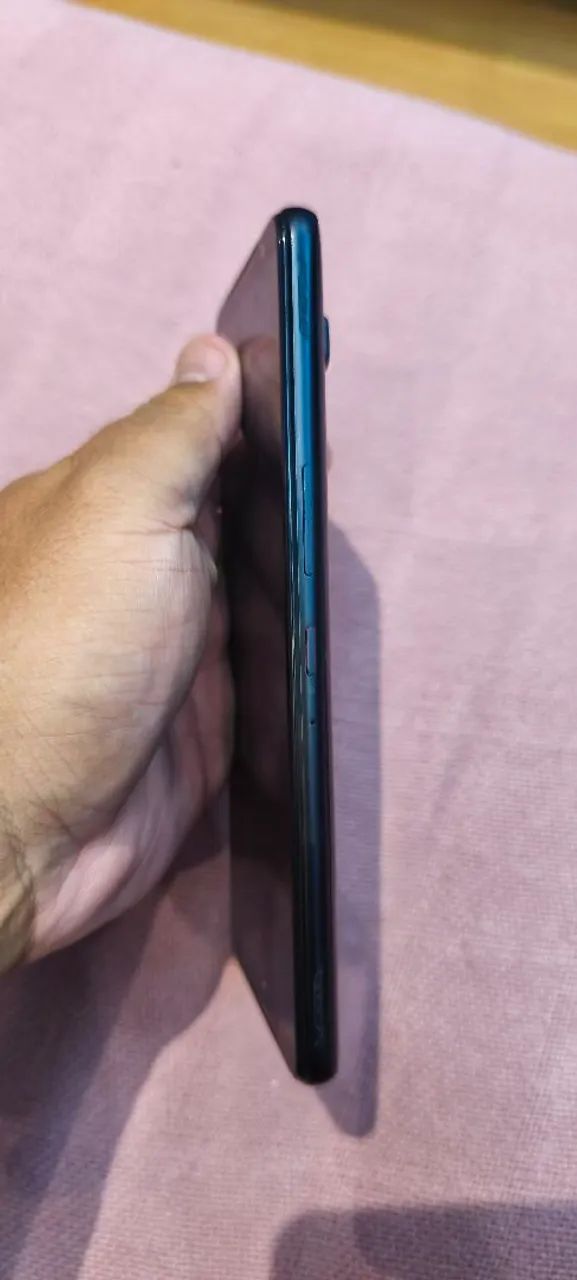 Rog phone 3 com capinha - Foto 2