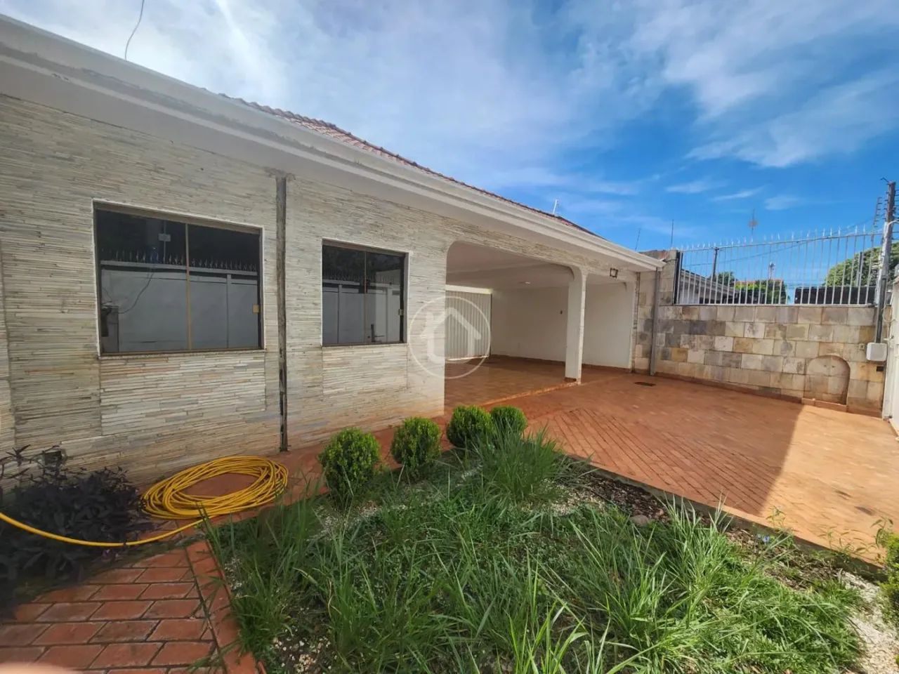 CASA 04 SUÍTES - OTIMA LOCALIZAÇÃO - Foto 2