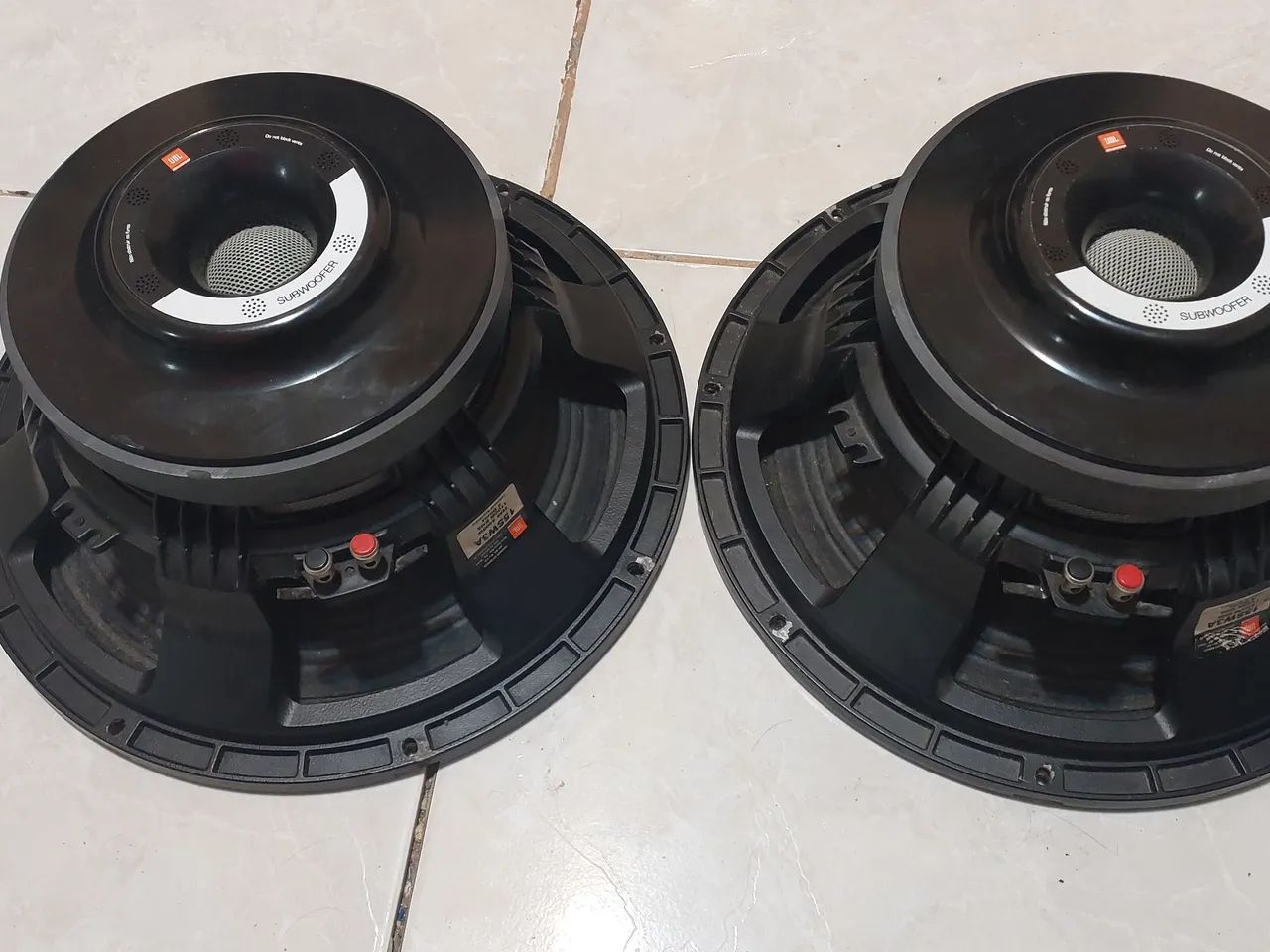 Alto-falante tornado 15 polegadas 1100 watts 