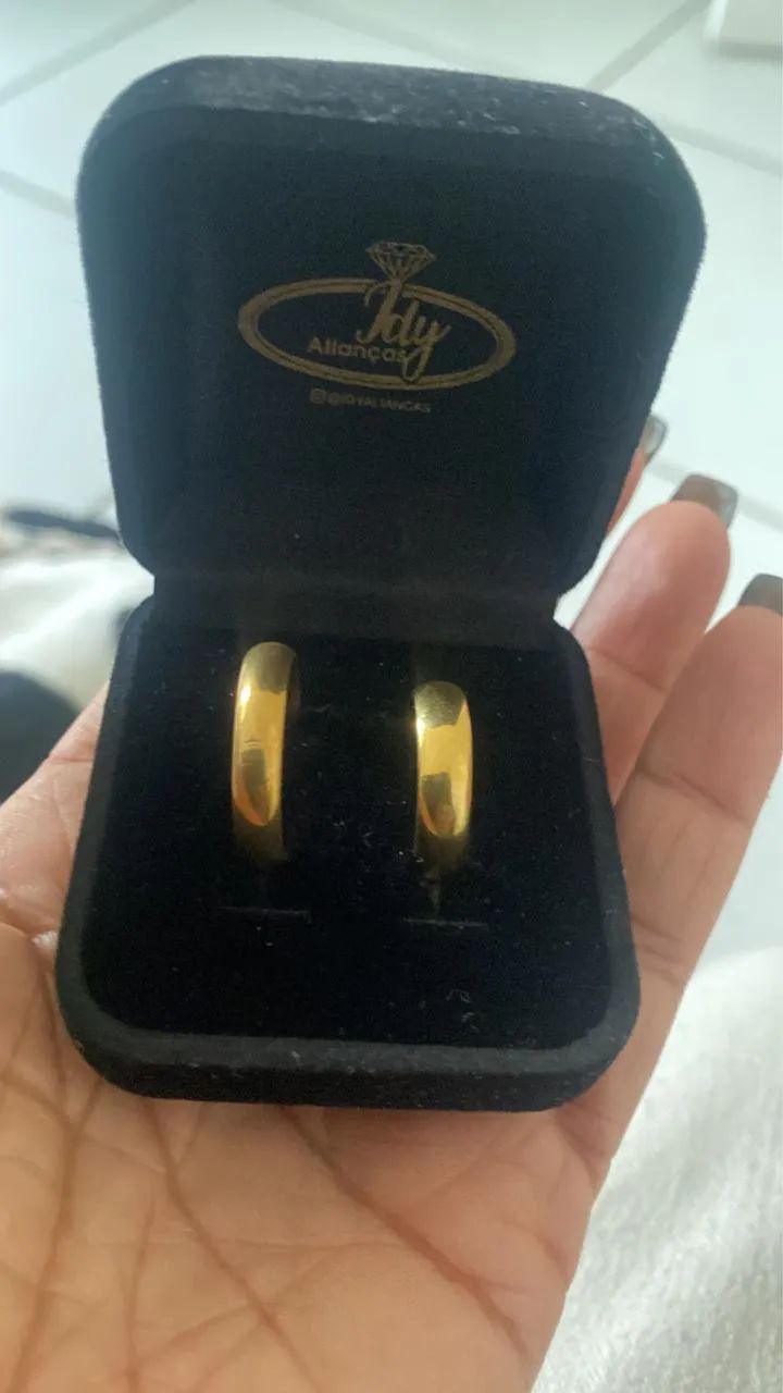 Par de alianças moeda antiga 