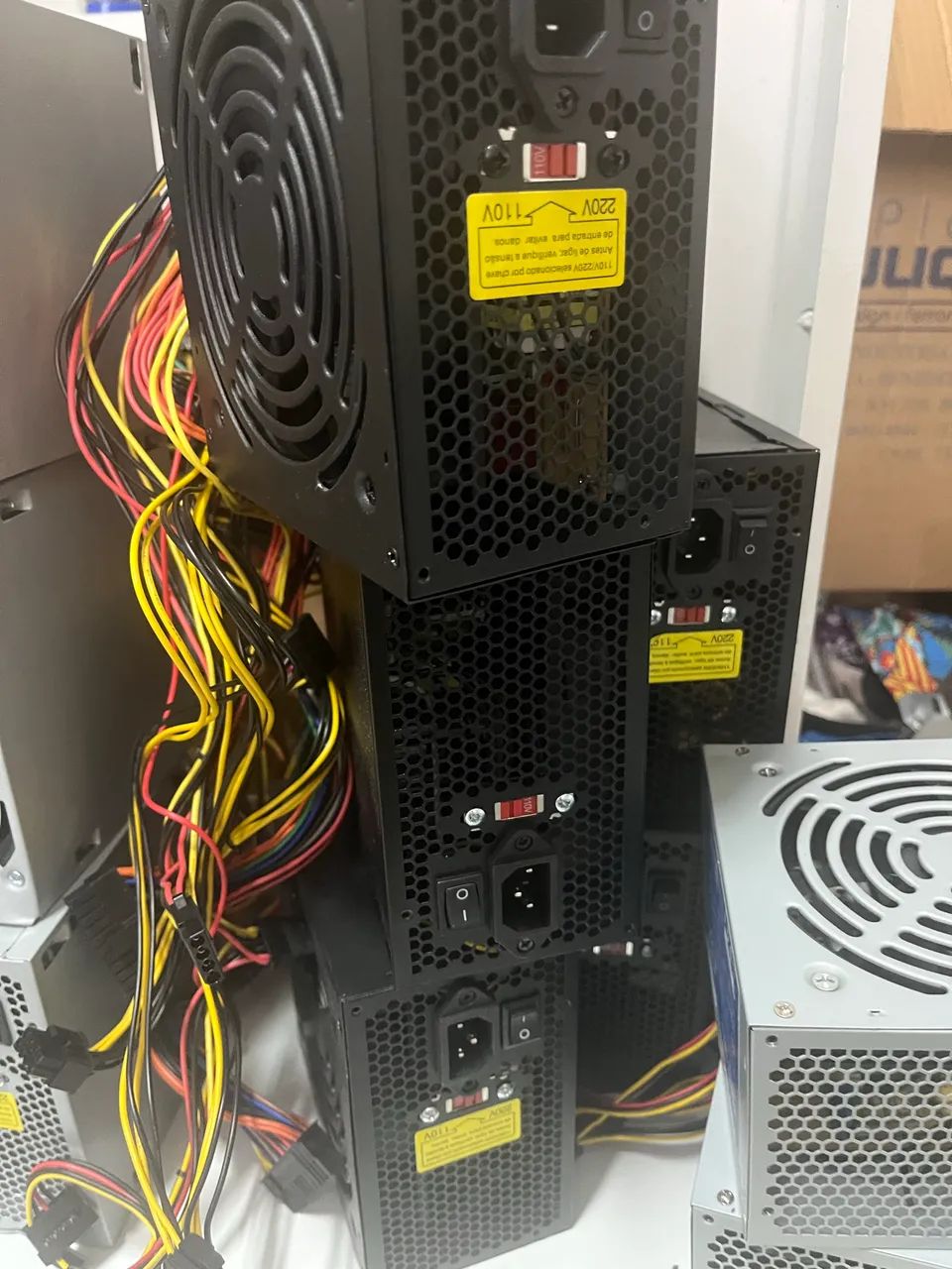 fonte de alimentação para computador ATX Aitek ATF-500 de 500W na cor preta. - Foto 2